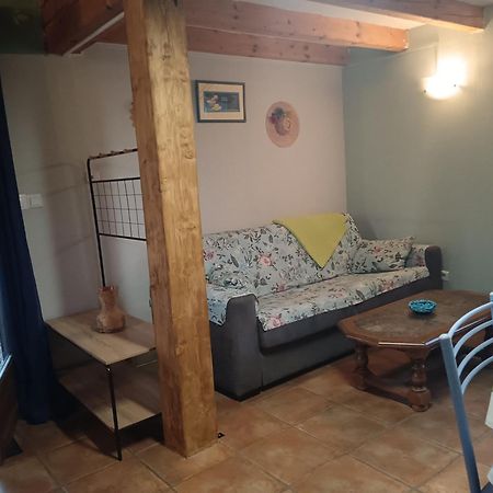 Apartmán Chez Betty Le Luc Exteriér fotografie